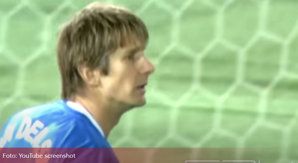 van der sar.webp